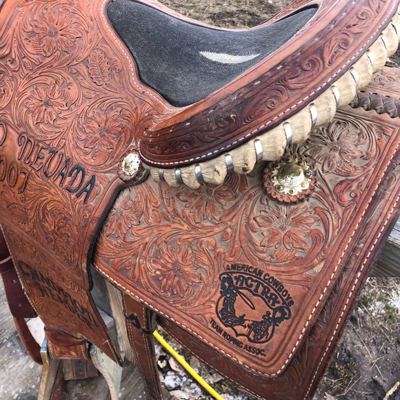 Scott Thomas Team Roping Saddle - Picture 15 of 16